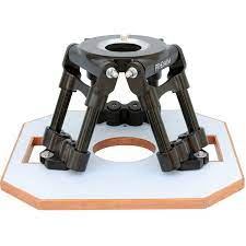 a very low mounting for camera heads. usually mounted on a wooden board 