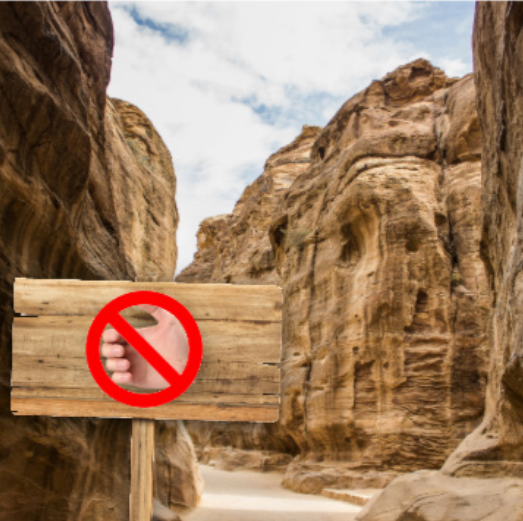 <p><strong>反</strong></p><p>Words:</p><p>反対　はんたい　Opposition　</p><p>反省　はんせい　Reflection</p>