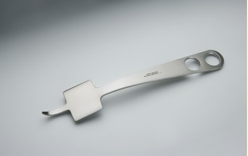 <p>Sharp Hohmann Retractor</p>