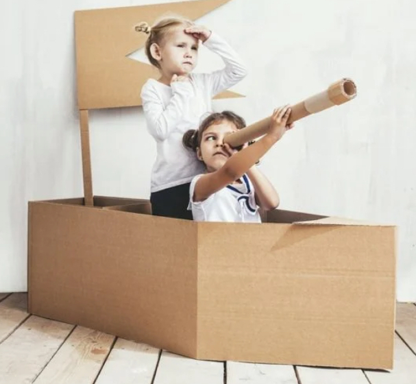 <p><span style="color: blue;">Symbolic play is important in toddlerhood developmentally</span> (emerges in 18-24 mo):</p>