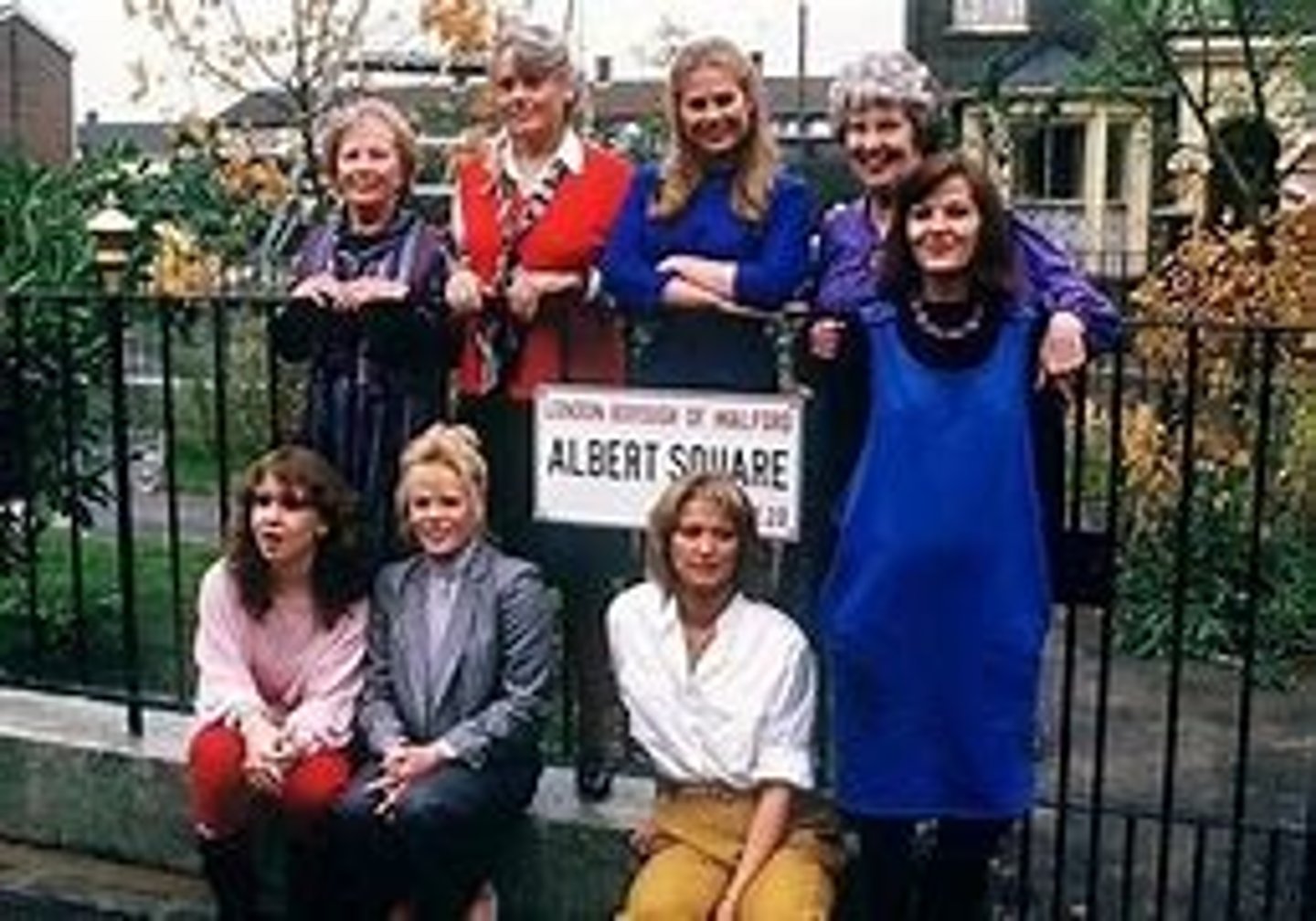 <p>cảm giác cộng đồng</p>