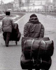 ________ veut dire quitter son pays pour aller dans un autre, pour une courte ou une longue période.