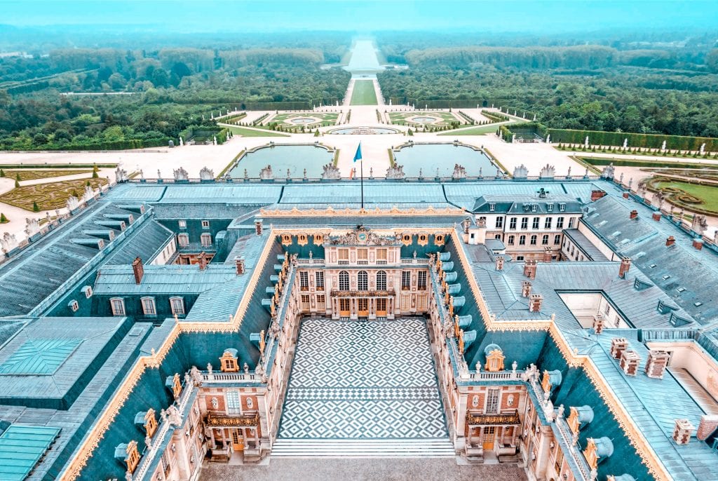 <p>Versailles</p>