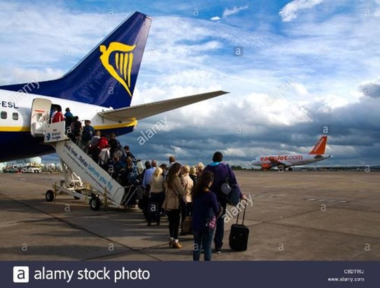 <p>to get onto a vehicle like a bus, train, or plane : lên (tàu, xe, máy bay)</p>