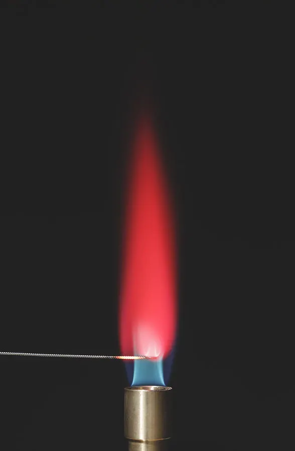 <p>red</p>