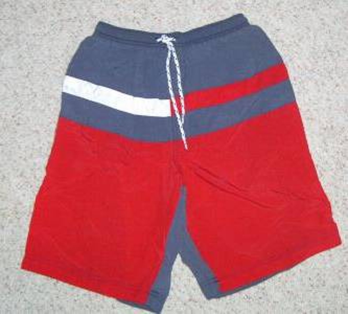 <p>swimming trunks</p>