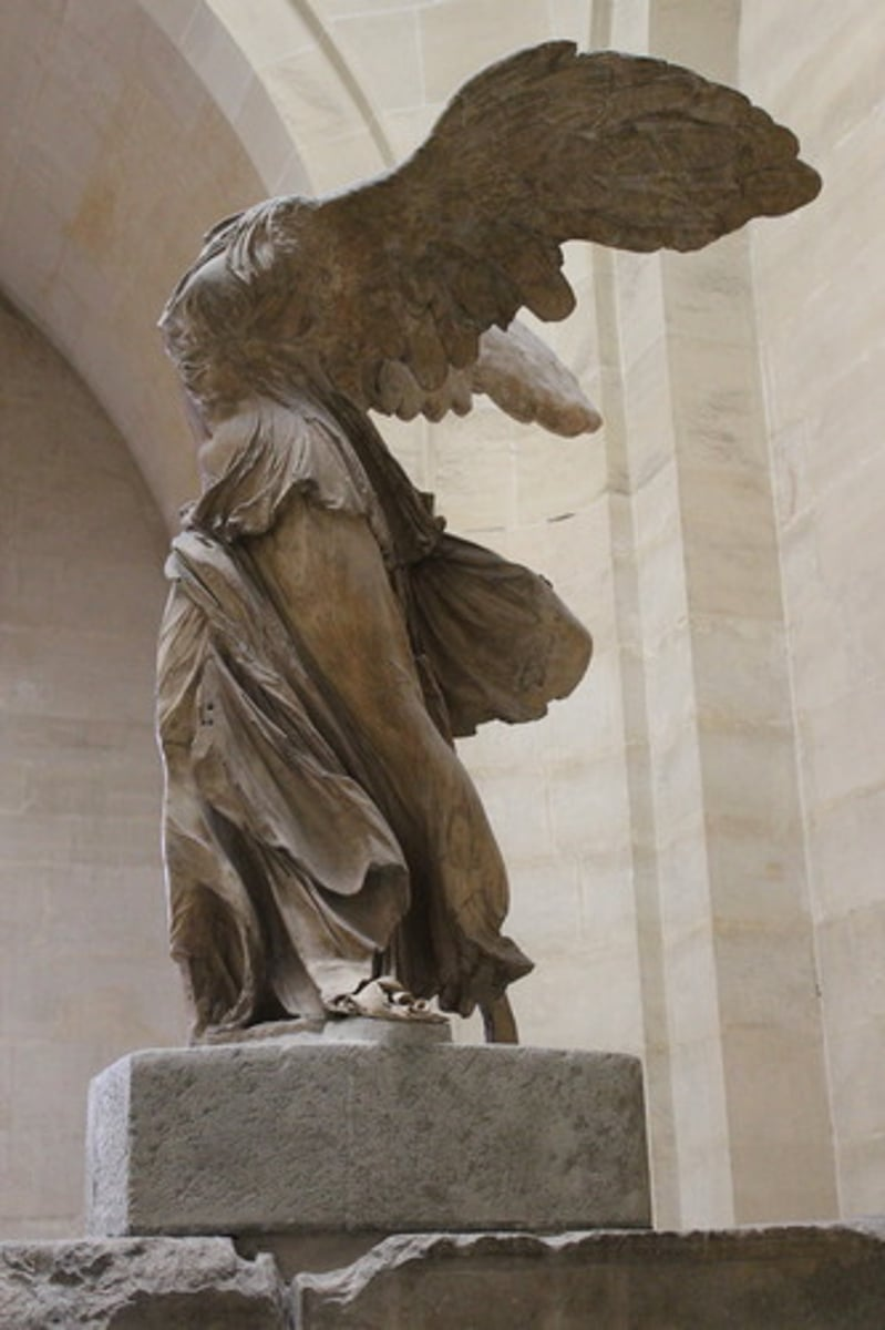 <p>describe the composition of the Nike from Samothrace and its significance</p>
