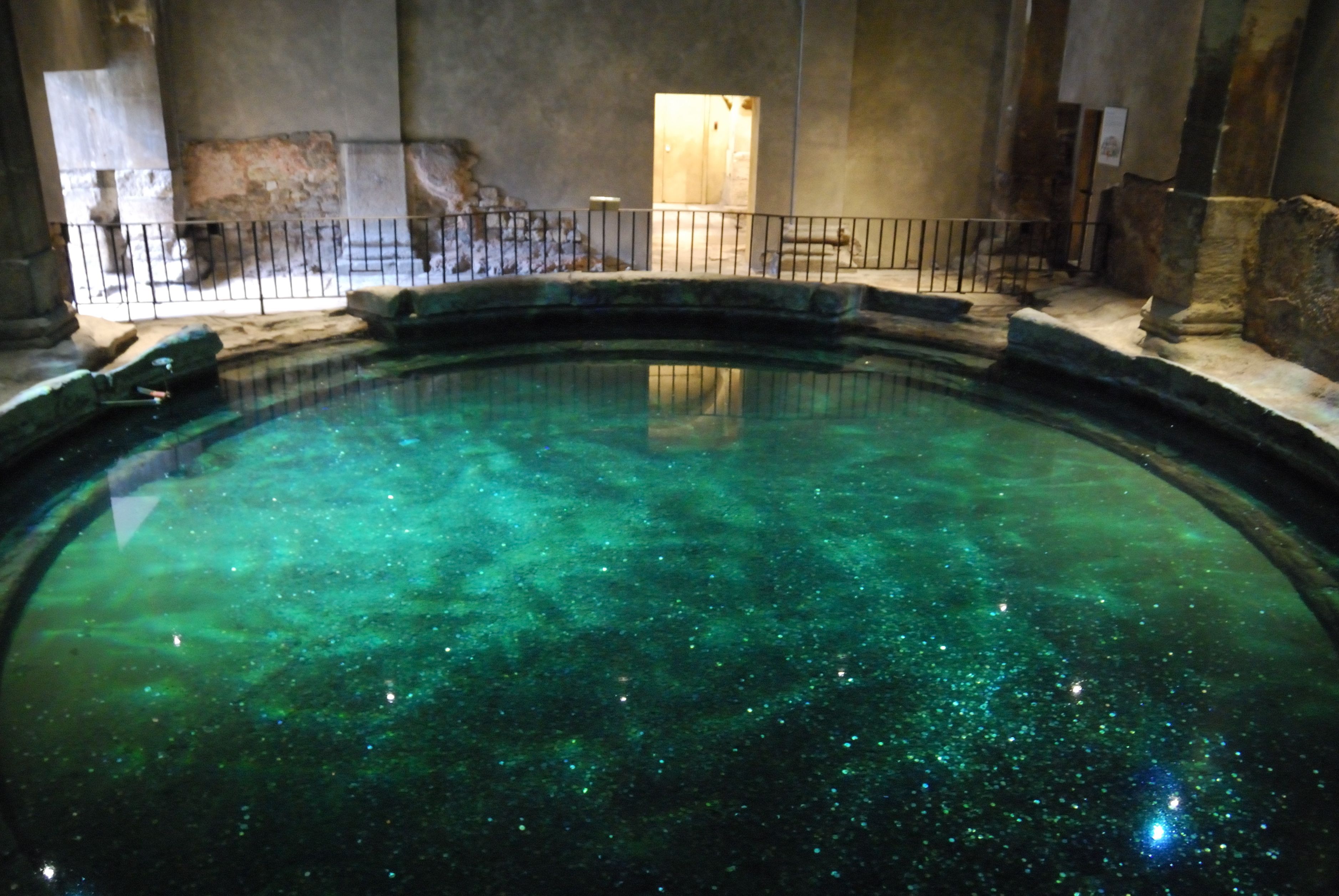 <p>Frigidarium</p>