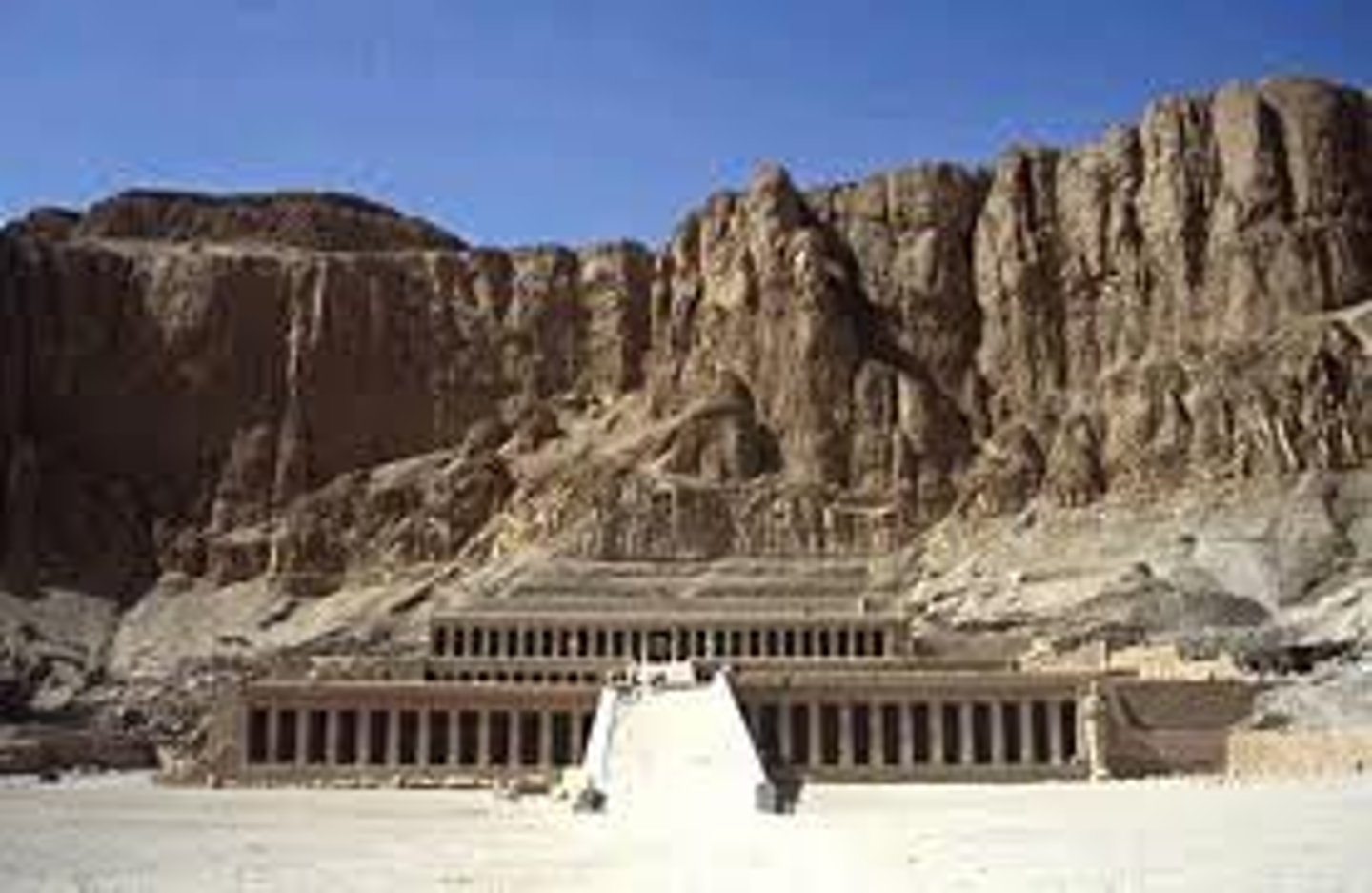 <p>1479-1458 BCE. the female king of egypt, obtaining unprecedented power for a woman at the time</p>