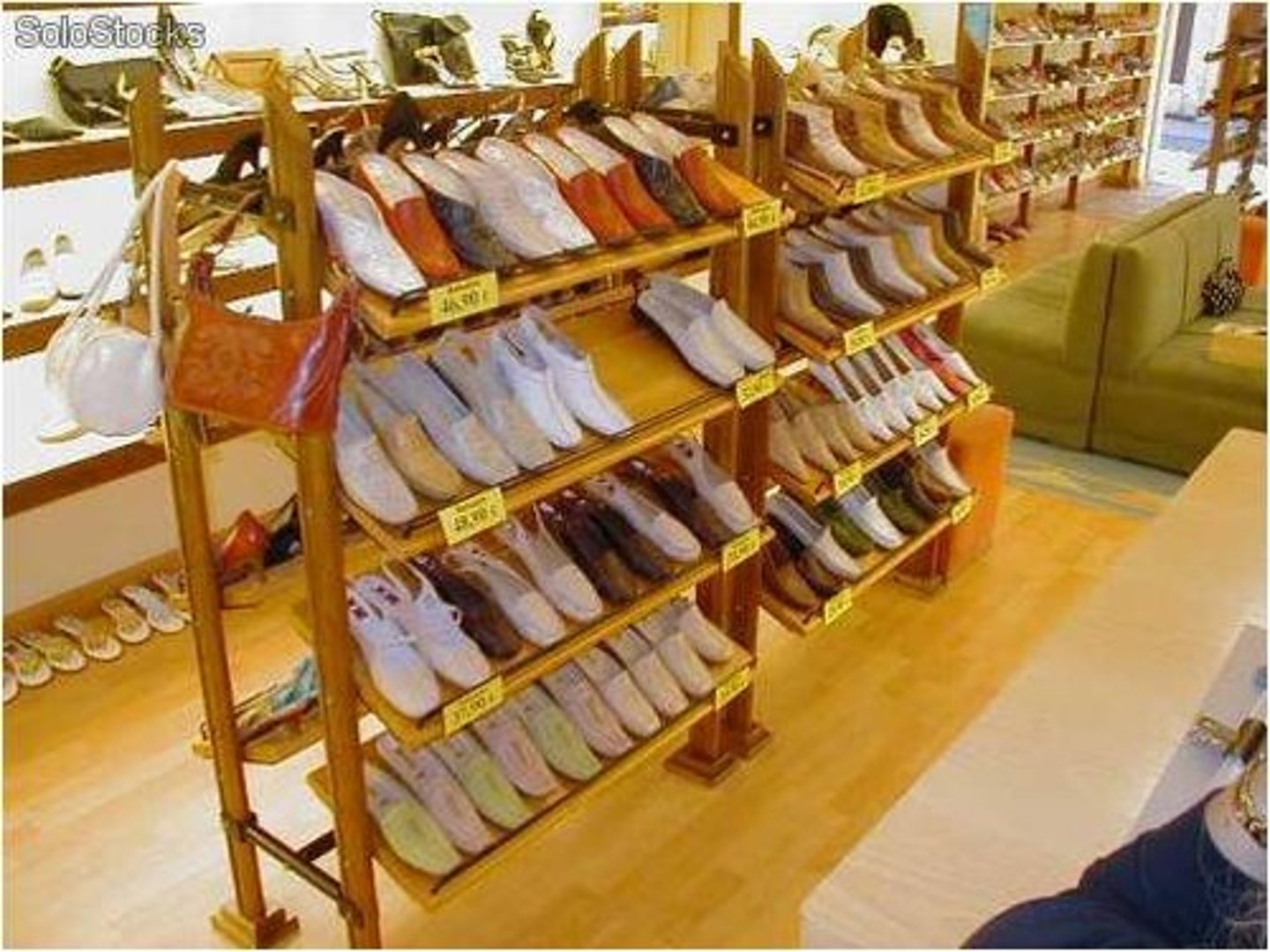 <p>shoe store</p>