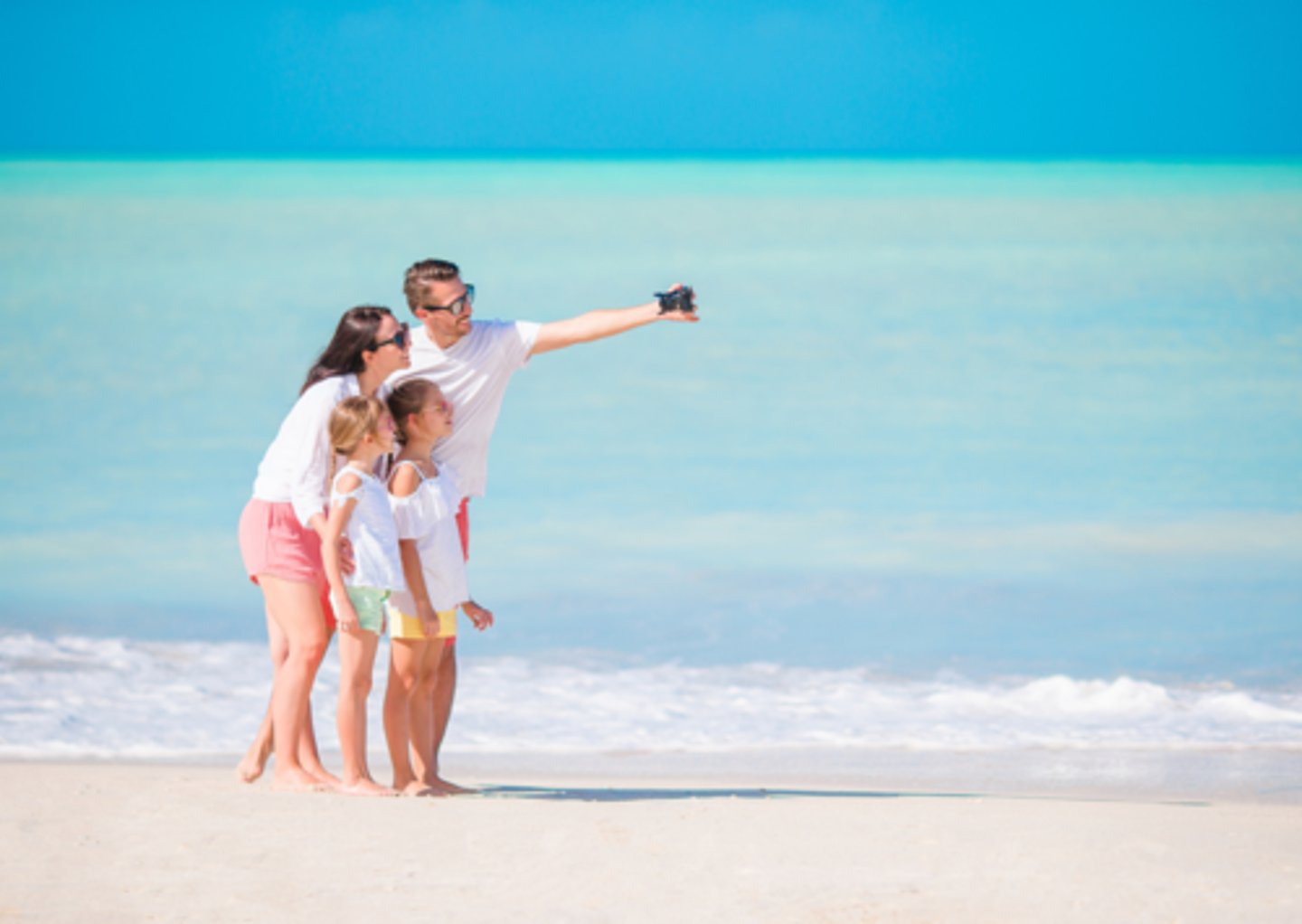 <p>use a camera to capture a picture of the entire family together.</p><p>We ___________ every year to remember this special day.</p>