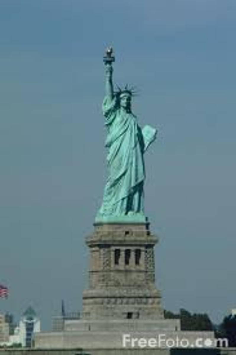 <p>a statue</p>