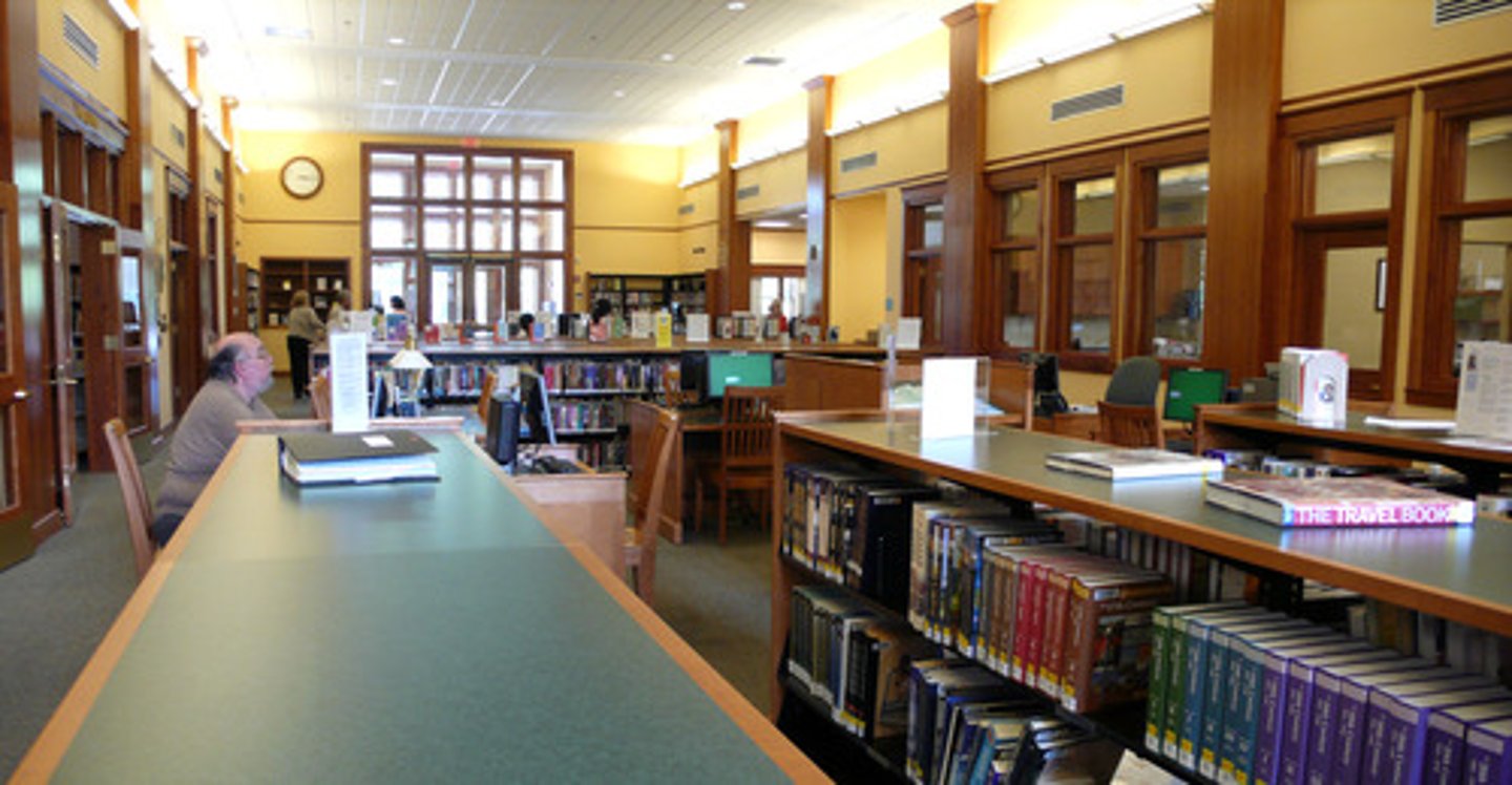 <p>biblioteca</p>
