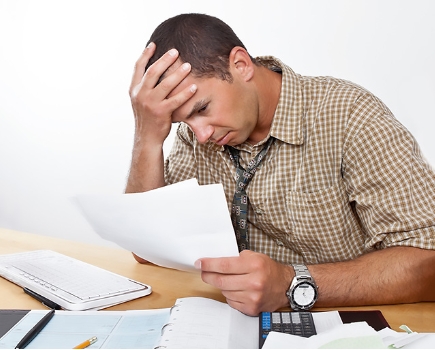 <p>Last month Tom borrowed 10000 dollars from his friend. He has a <strong>debt</strong>. His <strong>debt</strong> is 10000 dollars.</p><p><span>|det|</span></p><p>Долг</p>