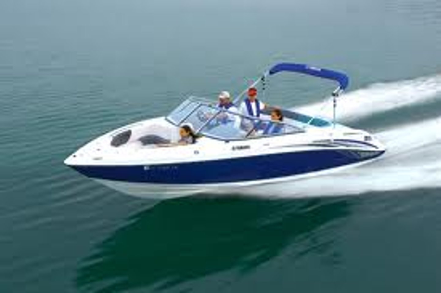 <p>I went boating</p>