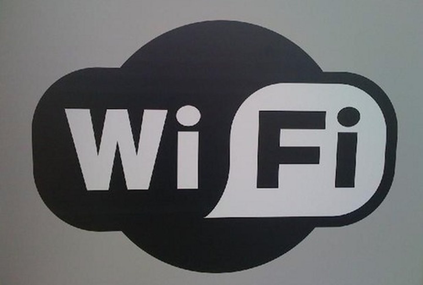 <p>Wireless connection (wi-fi)</p>