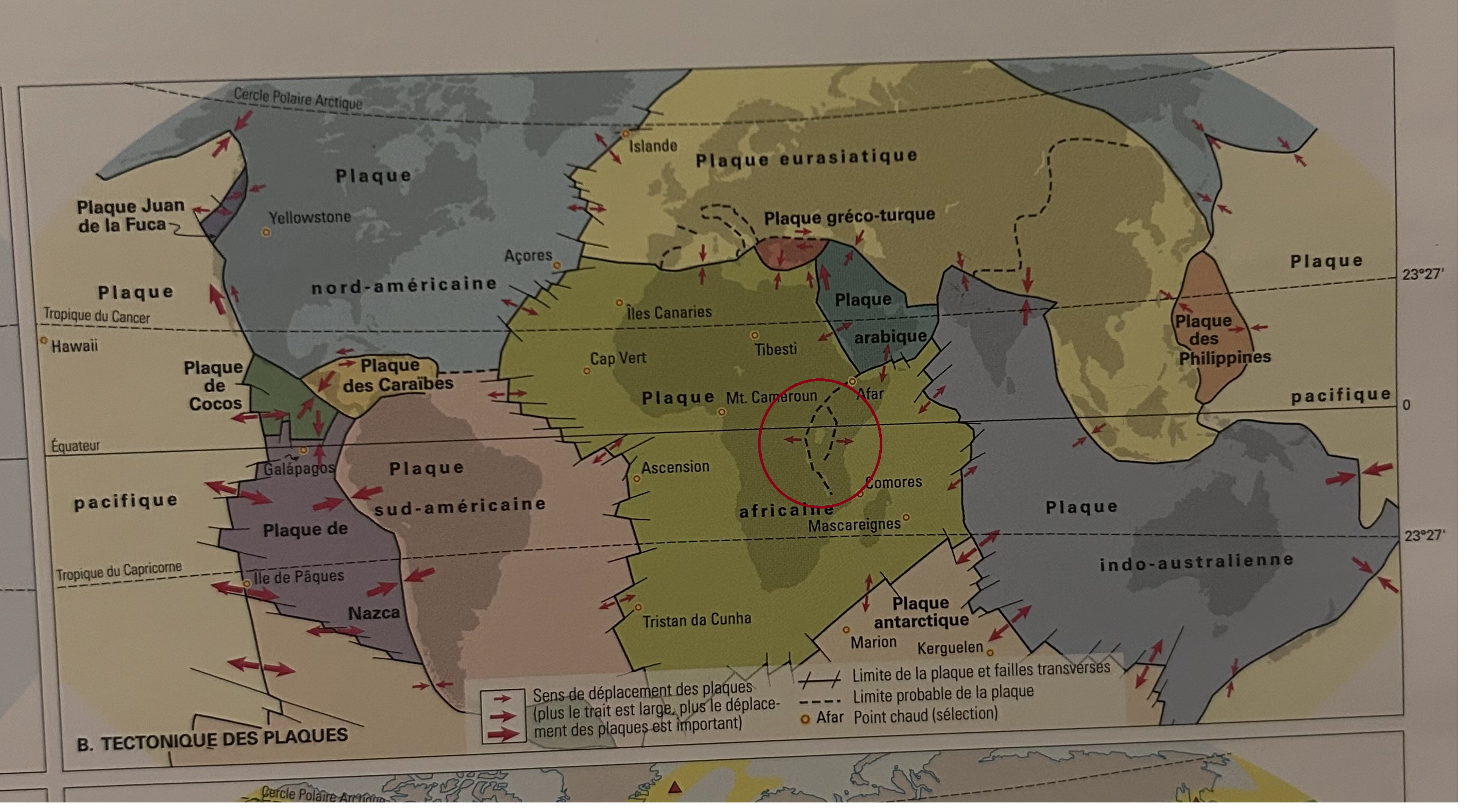 <p>un rift continental</p><p>exemple : rift africain</p>