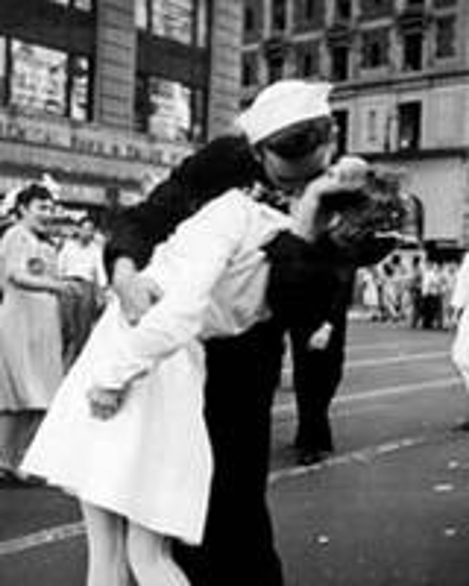 <p>kiss</p>