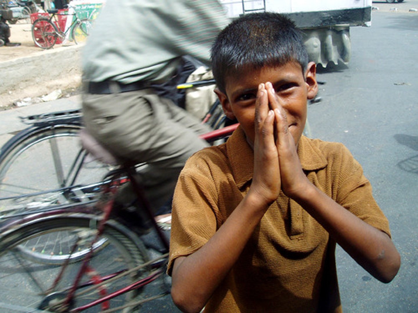 <p>to beg; to plead</p>