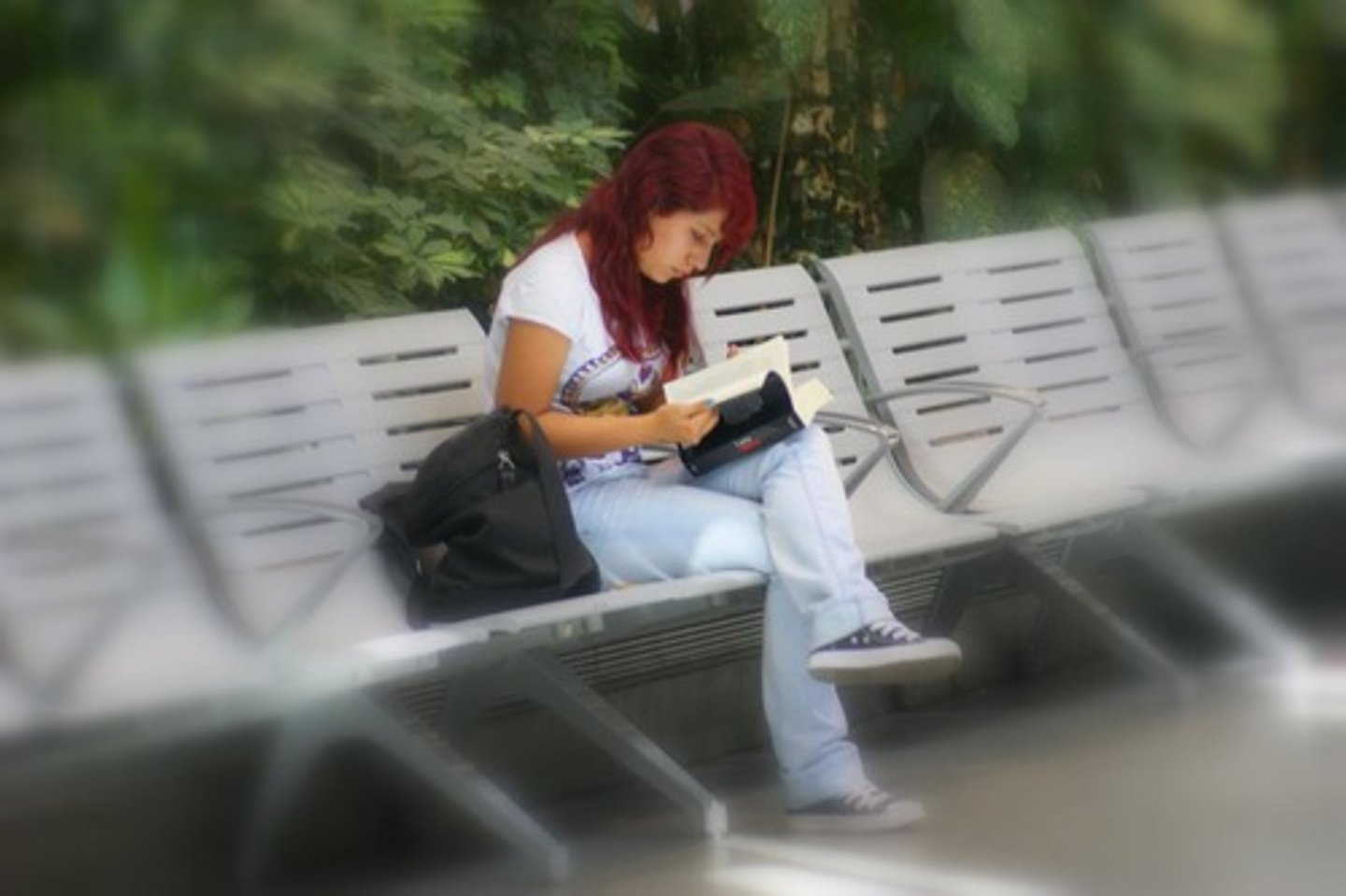 <p>đắm mình. Ex: He loves to _____ himself in new cultures when traveling.</p>