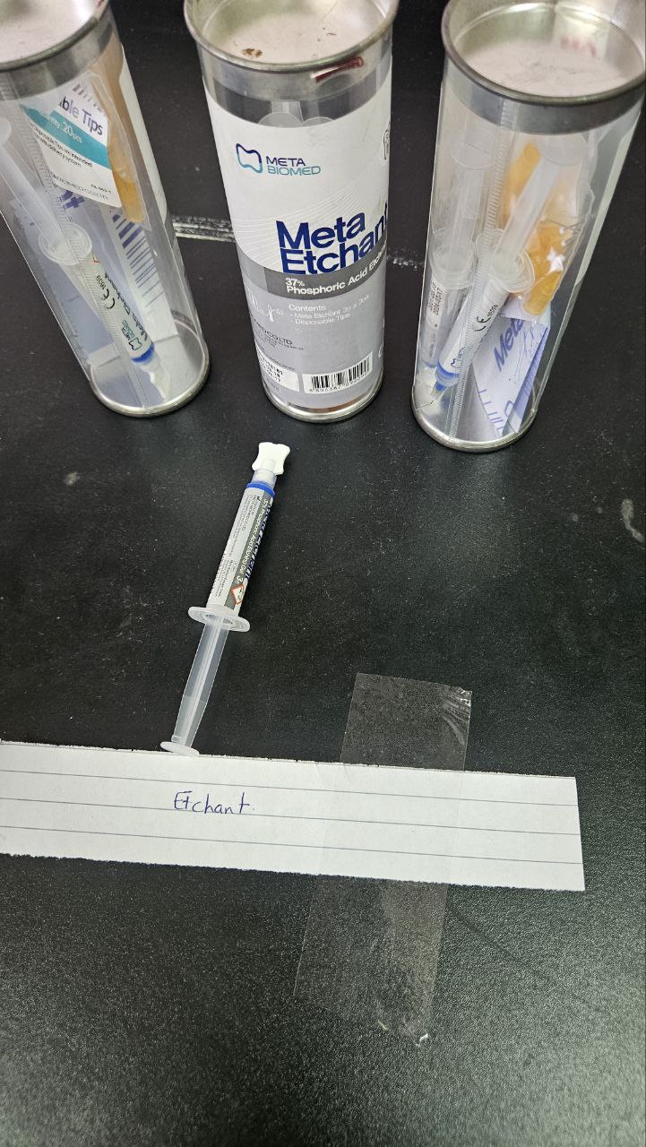 <p>Etchant</p>