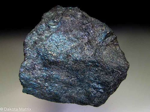 Luster: Metallic
Hardness: 4
Breakage: fracture
Streak: grey
Color: grey