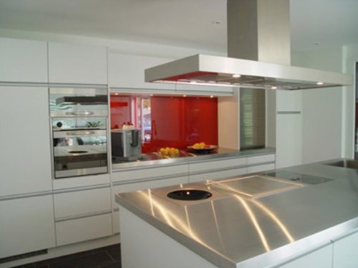 <p>đảo bếp / kitchen island</p>