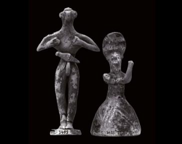 <ul><li><p><span>7 in and 5.5 in tall</span></p></li><li><p><span>male has weapons and a penis sheath, female has bell skirt and breasts</span></p></li><li><p><span>other similar statues have been found in the shrine suggesting religious significance&nbsp;</span></p></li></ul>