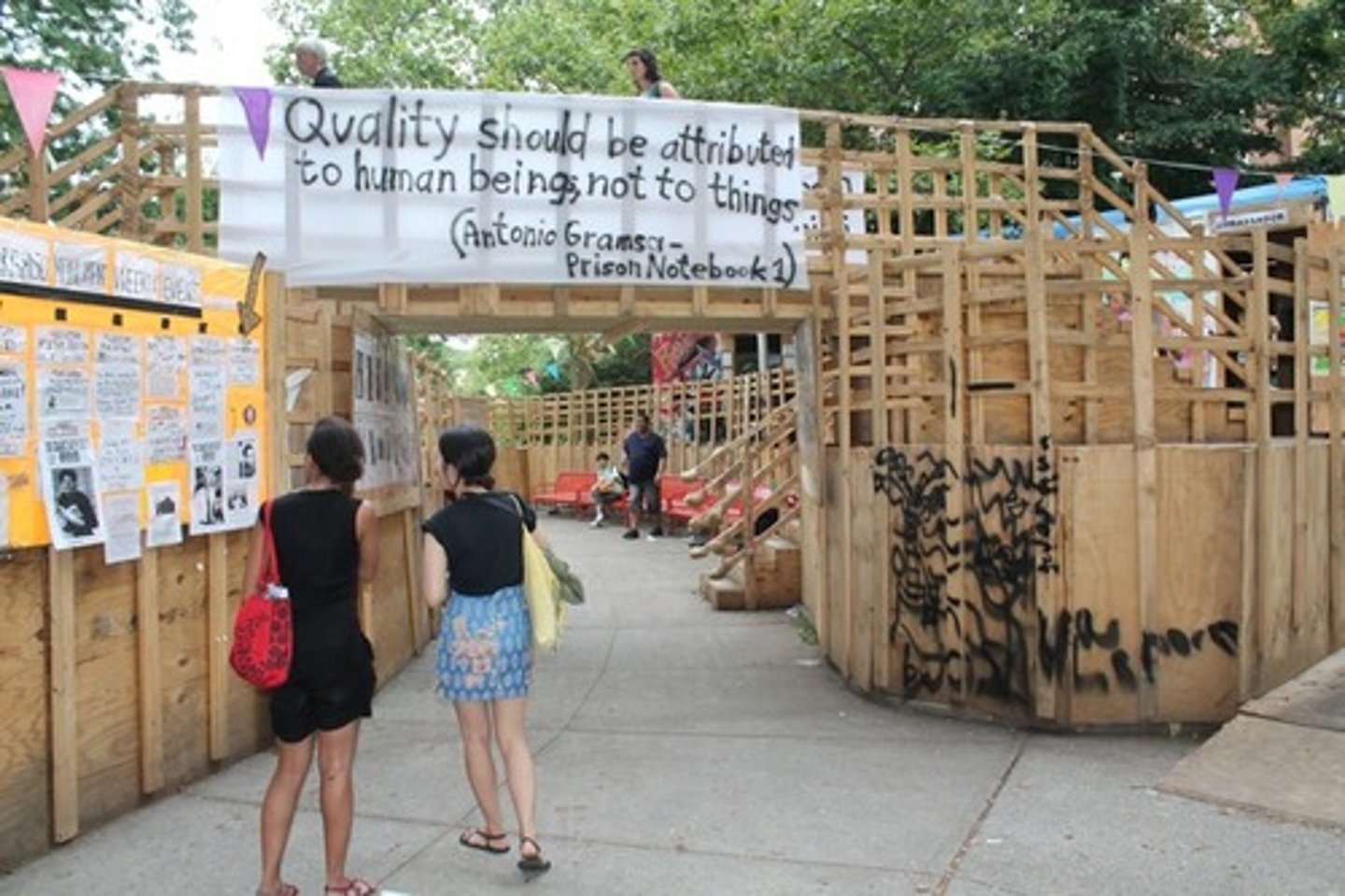 <p>Thomas Hirschhorn (Narratives)</p><ul><li><p>art as investigation</p></li><li><p>very individual is a powerful learner, there is no observer</p></li><li><p>* every person is an intellectual</p></li><li><p>community built installation inside forest houses</p></li><li><p>rhizome</p></li><li><p>seeks to collaple boundaries between art, education, activism, and daily experience as a pushback to elitism</p></li><li><p><strong>1 Story:</strong> Community-built monument dedicated to Gramsci; daily social interactions are the artwork.</p></li><li><p><strong>2 Changes:</strong> Exemplifies socially engaged art (post-Relational Aesthetics).</p></li><li><p><strong>3 Context:</strong> Public housing, class struggle, and collective political education.</p></li><li><p><strong>4 New Approaches:</strong> Uses participation and social processes as medium (Joselit: “the administrative and social turn”).</p></li></ul><p></p>