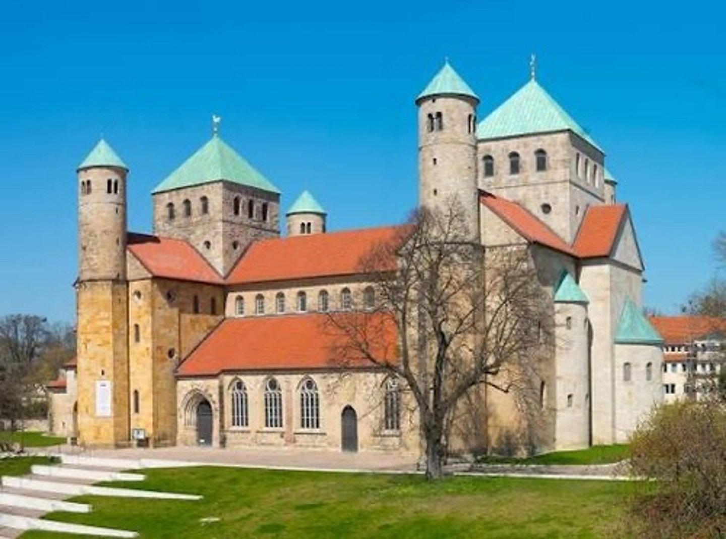 <p>Hildesheim, 1010, Otonská renesance</p>