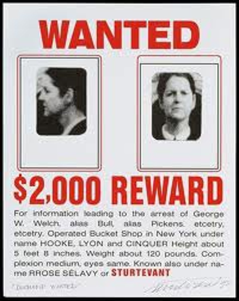 <p>Chapter: Certainty of Terms (Offeree Must Have Knowledge of the Offer)</p><p>Facts: A £25 reward was offered for information leading to a criminal's arrest, provided the information was given to the Superintendent. A police officer, initially unaware of the reward, asked a colleague to pass on useful information; he only became aware of the offer before the information actually reached the Superintendent.</p><p>Principle: Offer can be accepted even if the offeree is unaware of it at the time of acting, provided the offeree later gains knowledge of the offer and acts in accordance with it.</p>