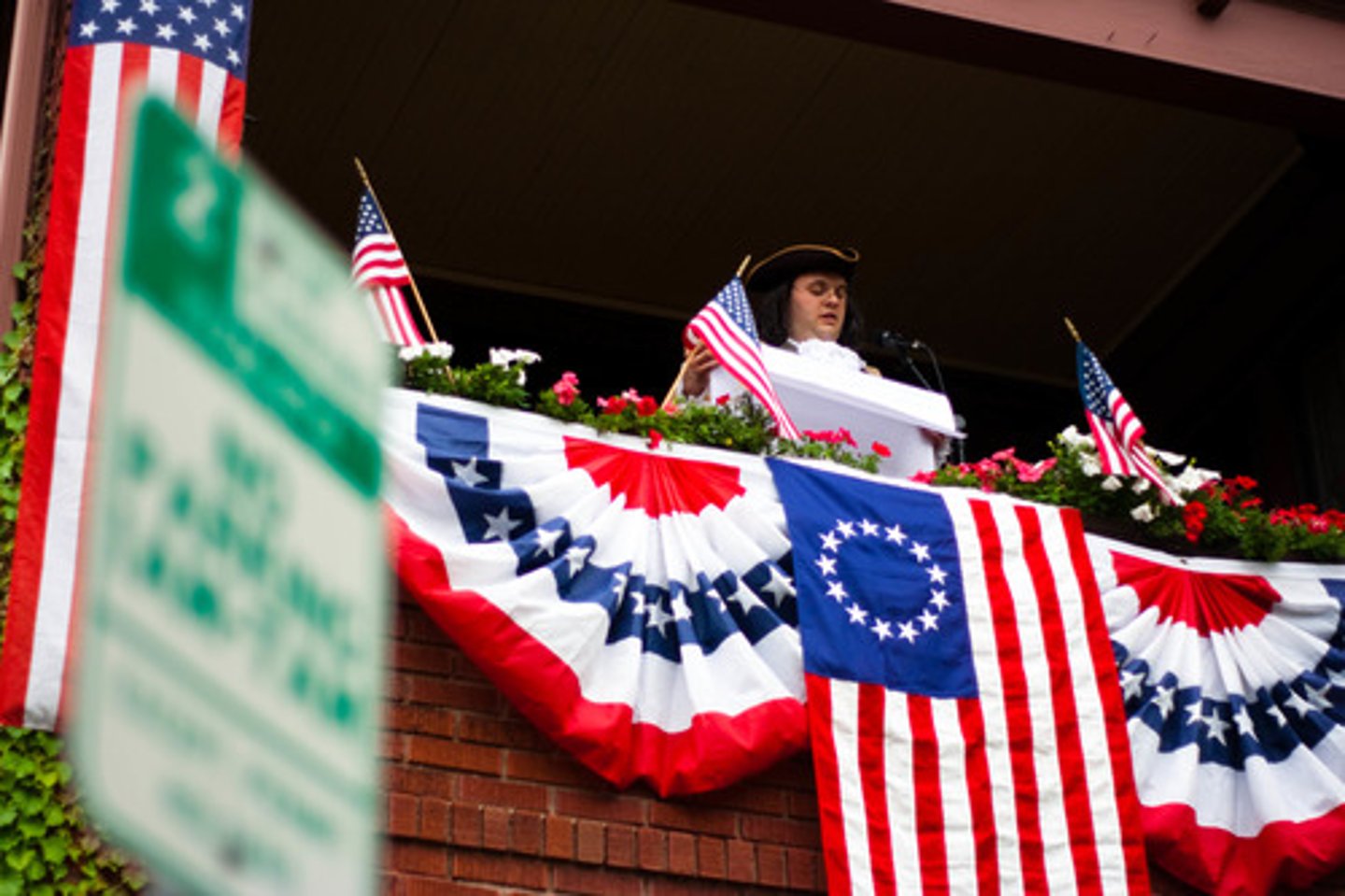 <p>First Constitution of the United States. Most power was held by states and created a weak central government.</p><p>This caused a few problems, like the inability to tax or effectively raise a national army.</p>