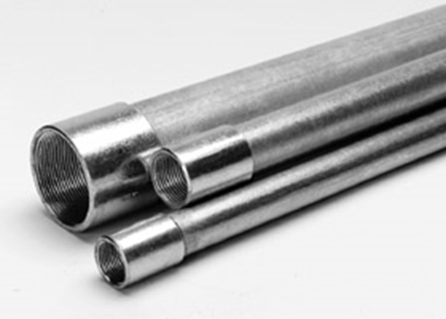<p>It is available in galvanized and enamel finishes.</p>