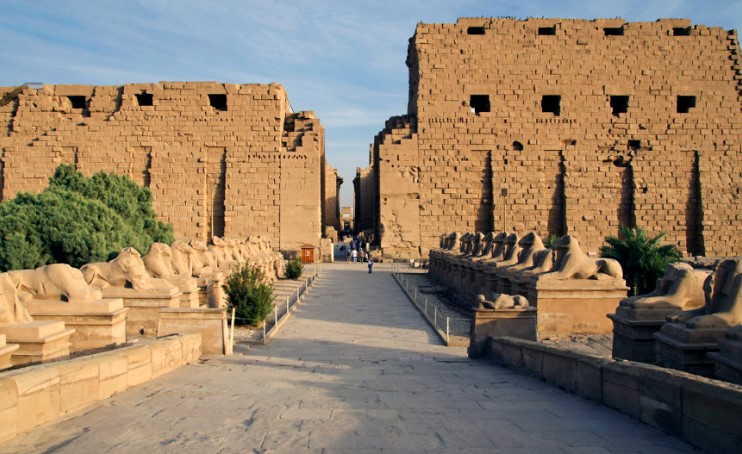 Temple of Amun-Re and the Hypostyle Hall  (material)