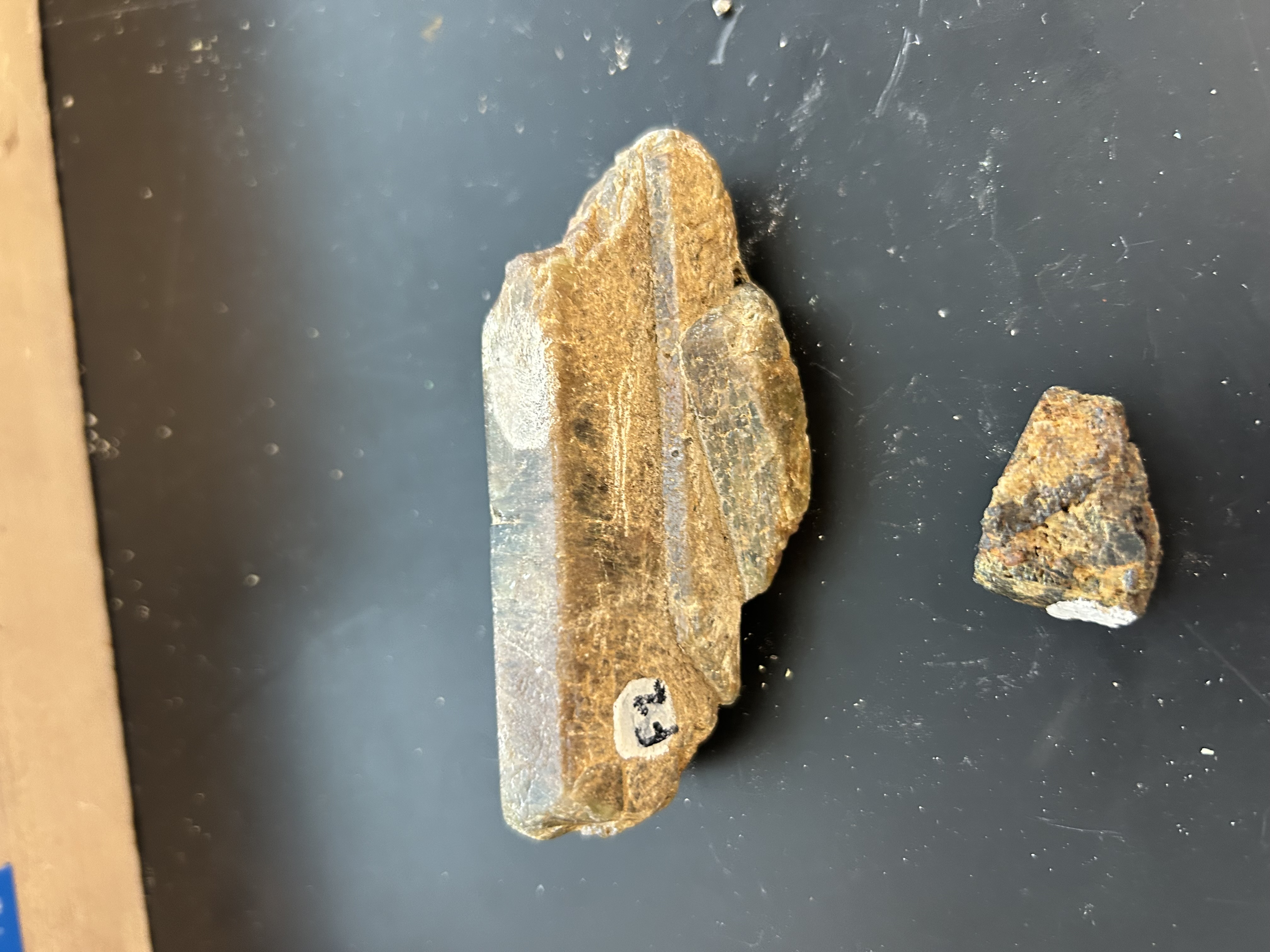 <p><strong>typically green, brown, blue, or yellow, and it has a hardness of 5 on the Mohs scale.</strong><span> </span><strong>It has a specific gravity of around 3.2 to 3.4, and it typically has a hexagonal crystal structure</strong></p>