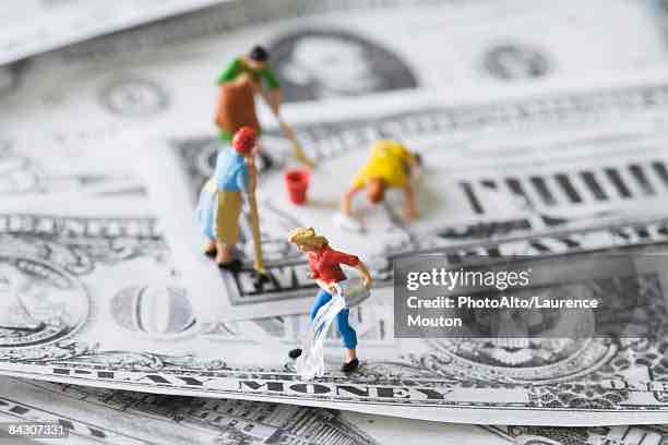 <p>Housekeeping money </p>