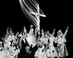 <p><strong>Ku Klux Klan</strong></p>