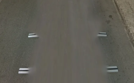 <p>Thick black stripes on google car</p>