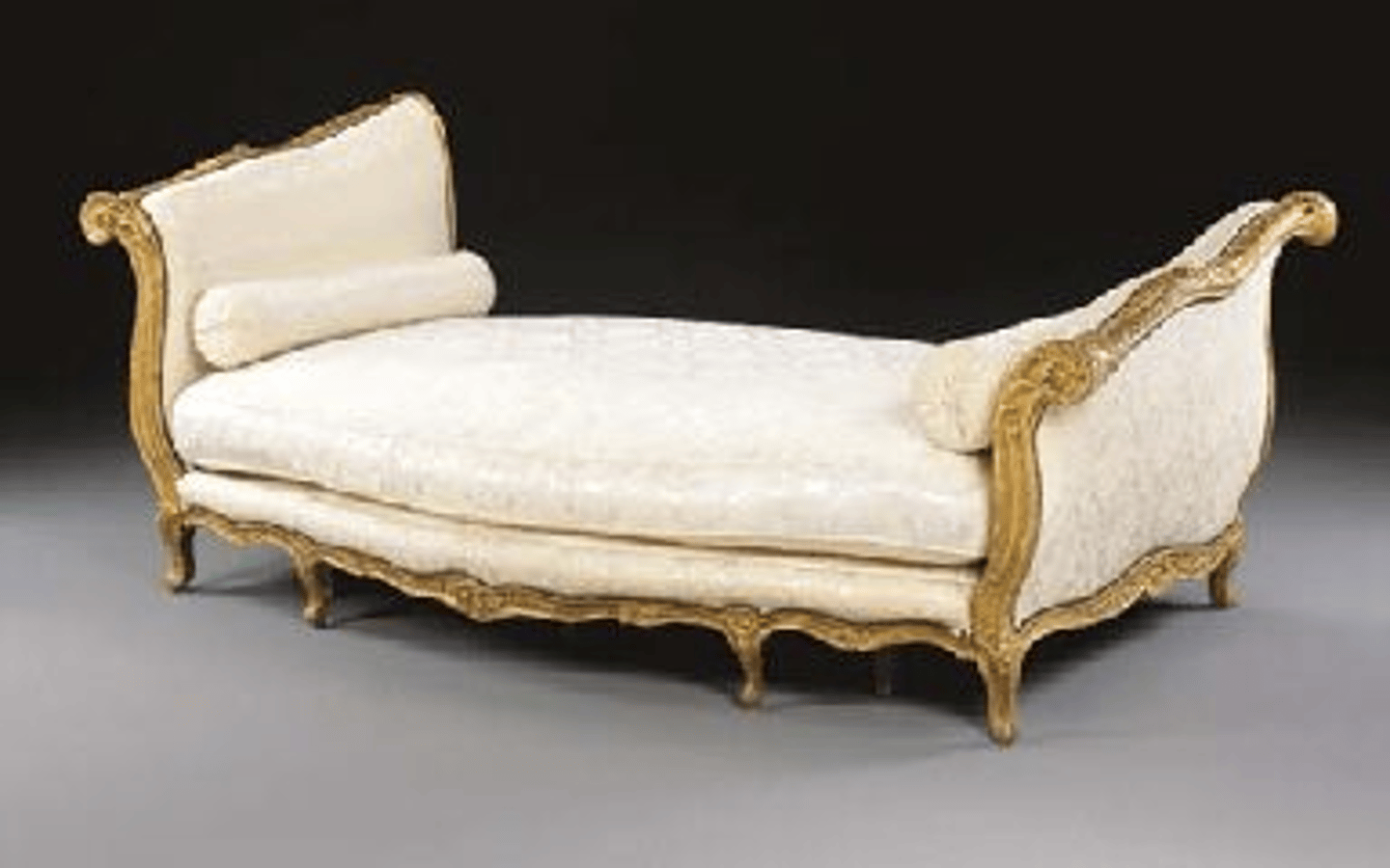 <p>French Rococo (Louis XV)</p><p>Daybed, the chaise lounge, upholstered chair with a long seat for reclining</p>