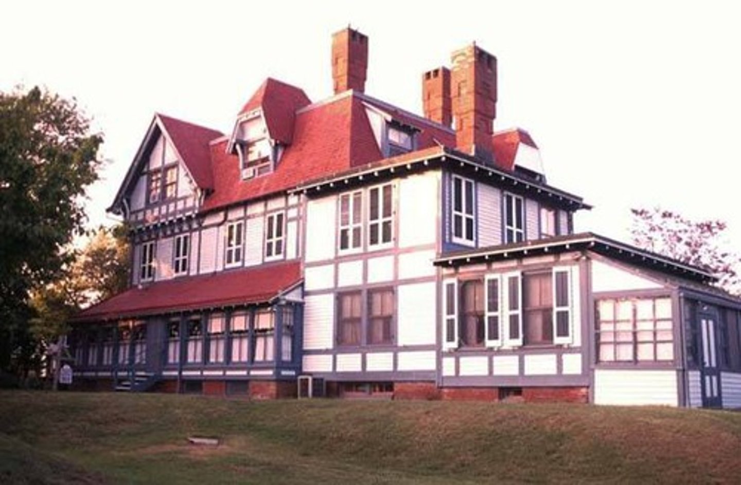 <p>Exposed wood framing with spaces between the wooden timbers is often filled with plaster, brick, or stone</p>