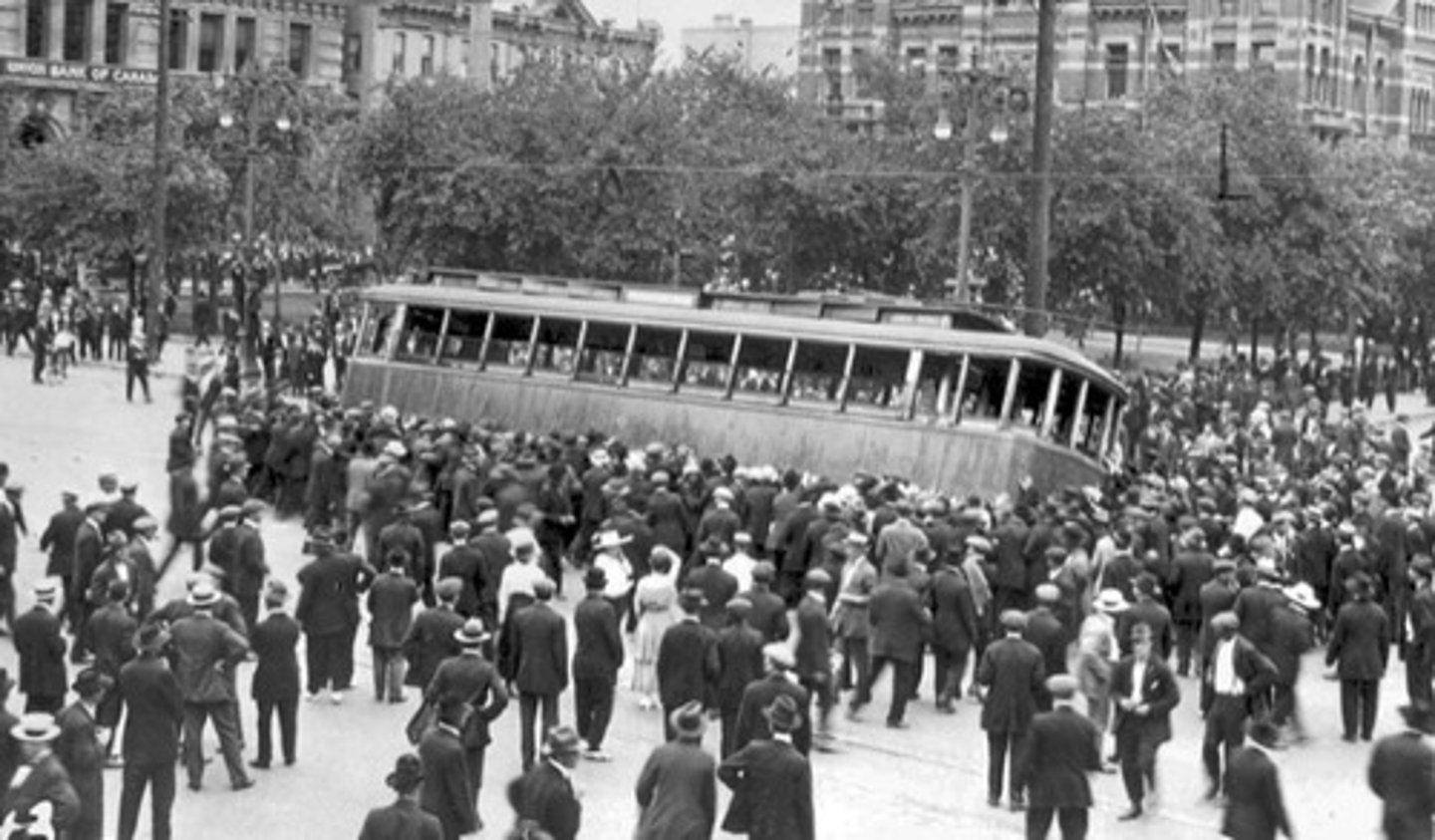 <p>Massive protest by workers in over labour issues in 1919</p>