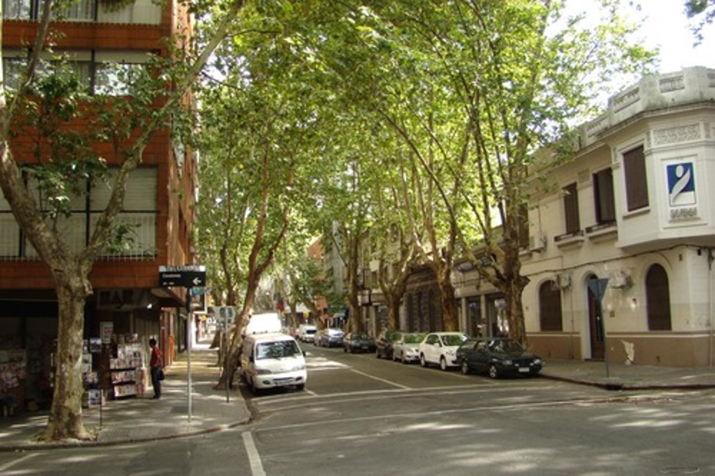 <p>nearby, in the vicinity of</p>