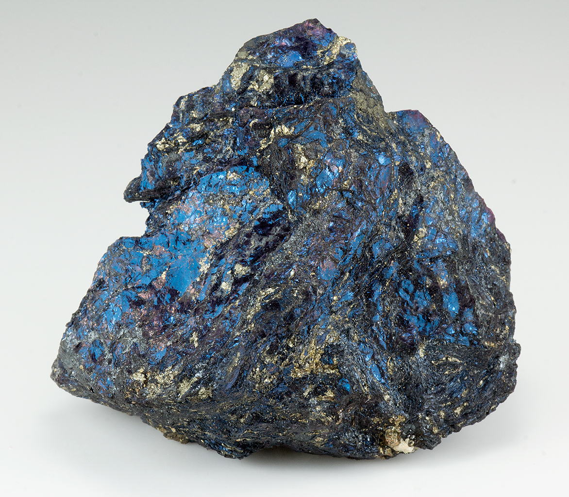 <ul><li><p>Chemical formula: CuS</p></li><li><p>Hardness:</p></li><li><p>Specific Gravity:</p></li><li><p>Cleavage:</p></li><li><p>Fracture:</p></li><li><p>Luster:</p></li><li><p>Streak:</p></li><li><p>Color:</p></li><li><p>Other:</p></li></ul><p></p>