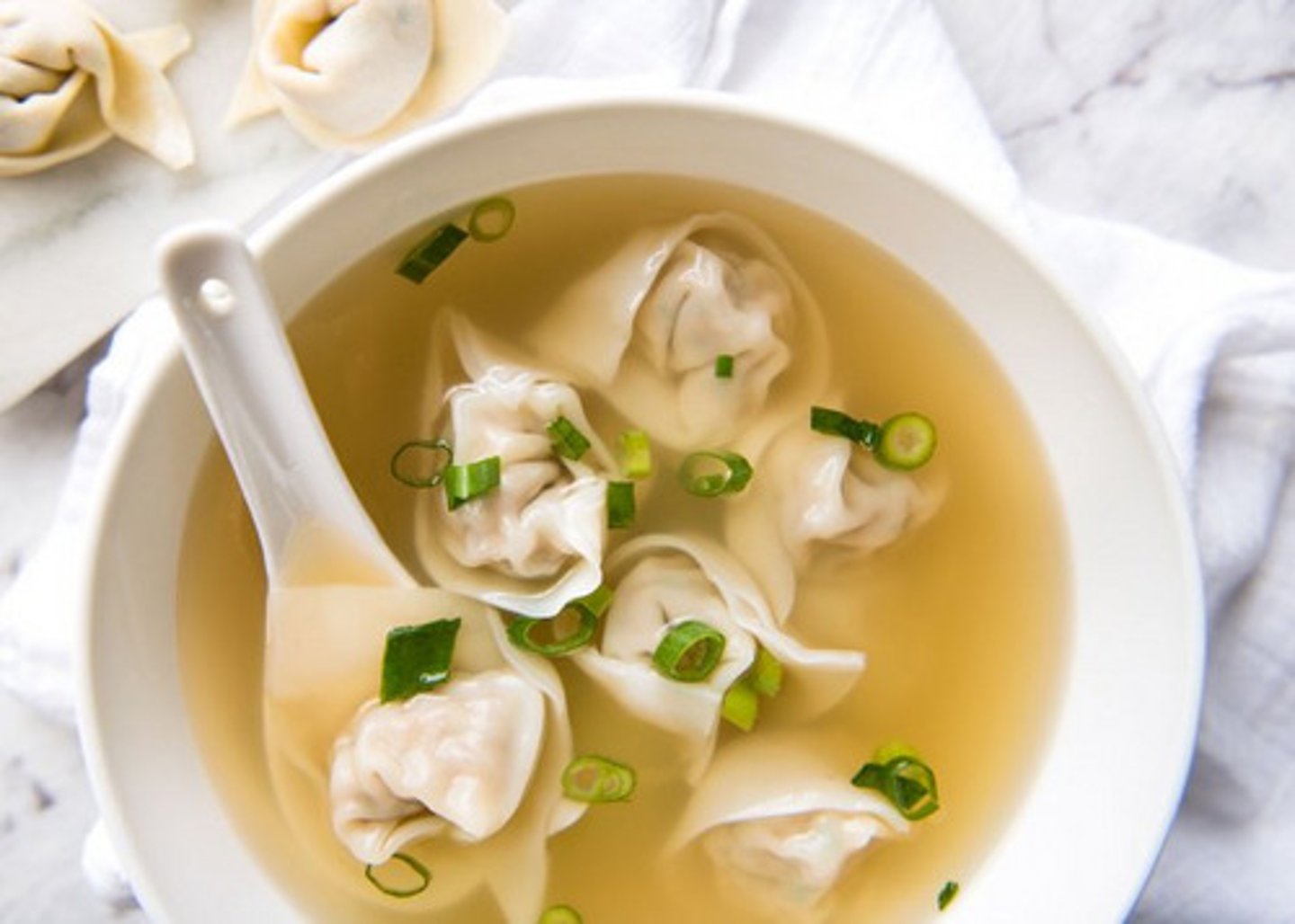 <p>húntún - wonton</p>