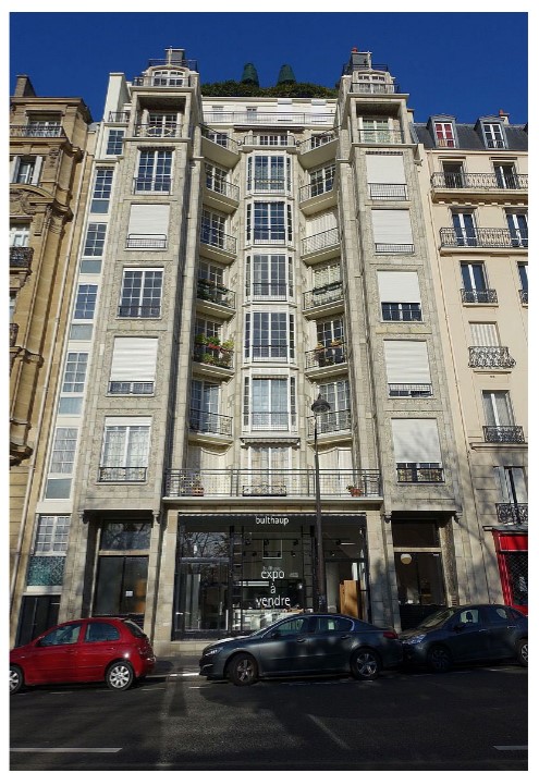 he used reinforced concrete- included it in the facade of buildings
built Rue Franklin Apartment Building (pictured), Notre Dame de Raincy