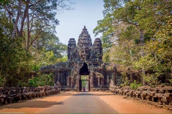 <p>South Gate of Angkor Wat Temple</p>