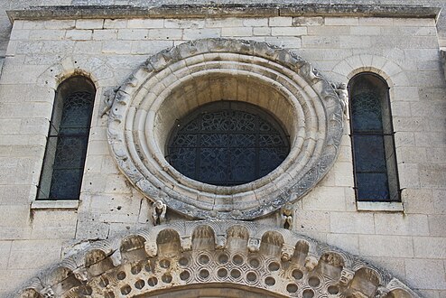 <p>a circular window (from the Latin word “eye”) </p>