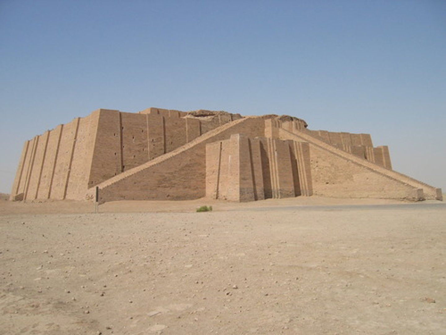 <p>a pyramid stepped temple tower, characterisitcs of ancient Mesopotamian architecture, notable the Ziggurat of ur</p>
