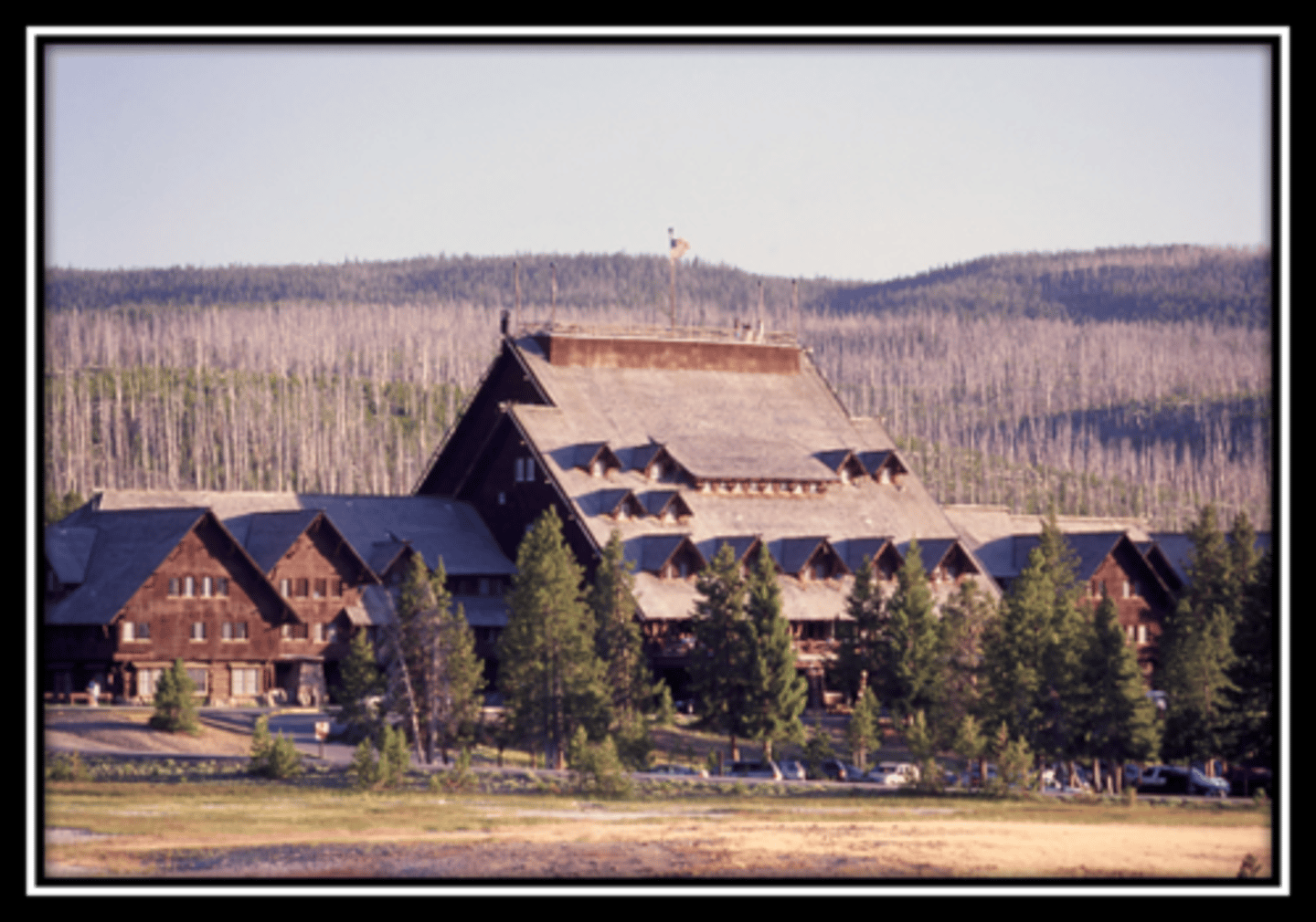 <p>American Arts and Crafts (Shingle)</p>