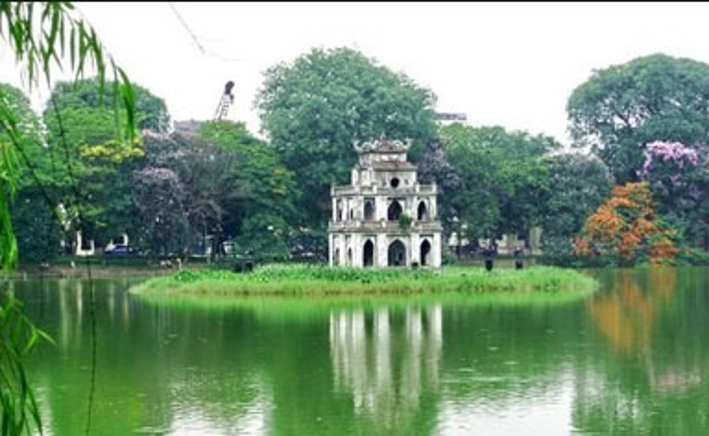 <p>tourist attraction</p>